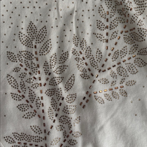 NEW Sweater🤍 - Picture 3 of 3